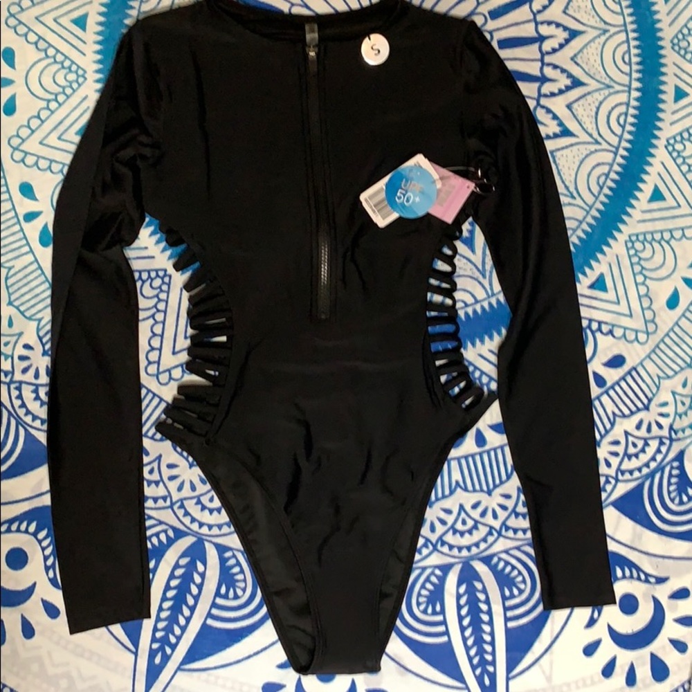 Swim suit